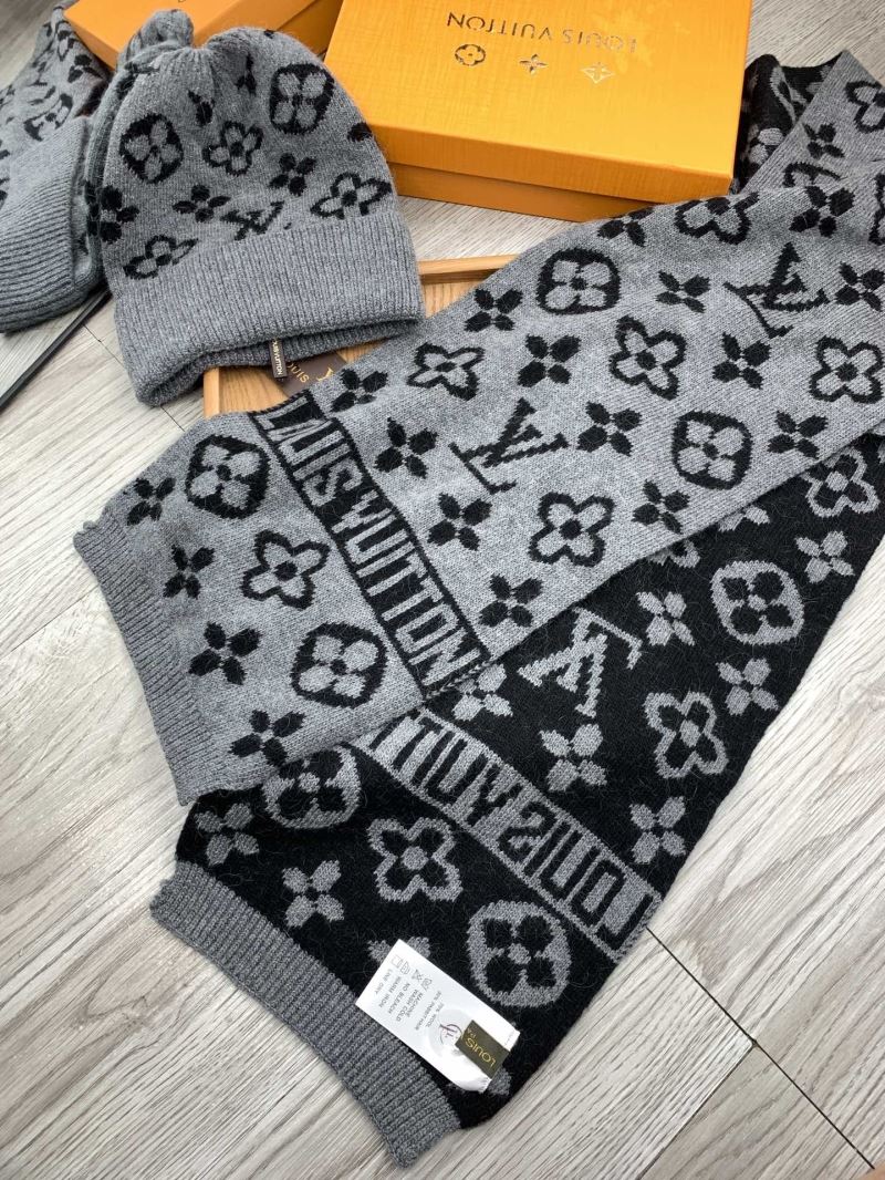 Louis Vuitton Caps Scarfs